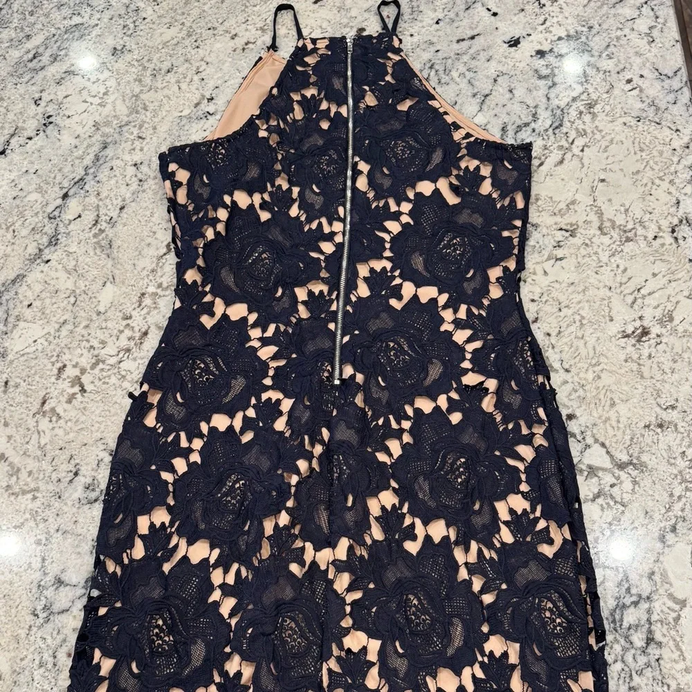 Love Culture Navy Lace Midi Dress Nude Lining Scalloped Hem Size L - Picture 9 of 9
